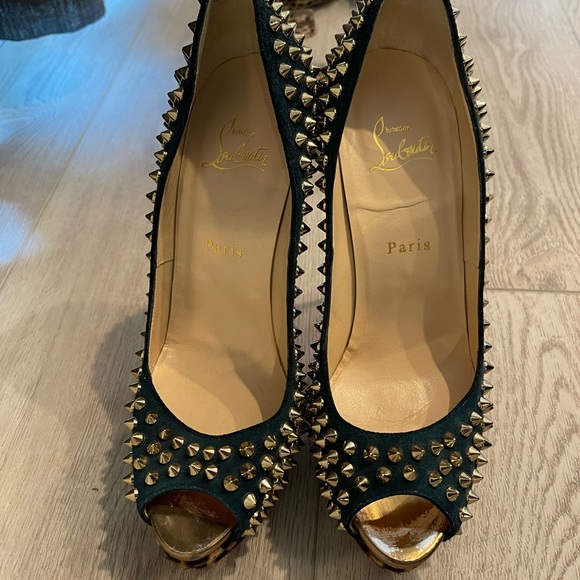 Christian Louboutin Veau Velours Calf Hair Leopard Lady Peep Spikes VIP 150 - Picture 4 of 5